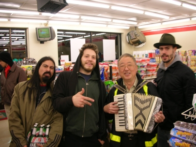 dude was just hangin in 7-11