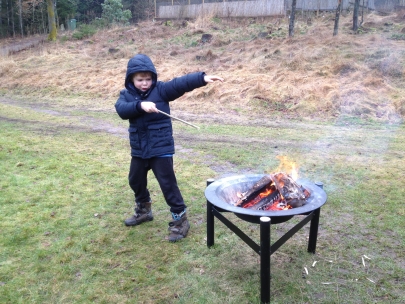 Me make fire !